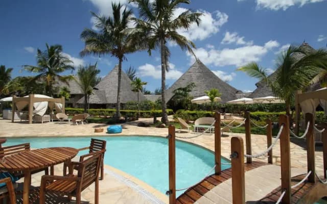 Отель Fruit&Spice Wellness Resort Zanzibar