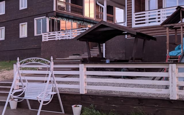 Мебелированные комнаты Место у Озера Байкал (LakePlace Baikal)