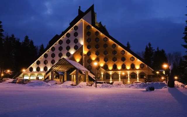 Курортный отель Bianca Resort & Spa