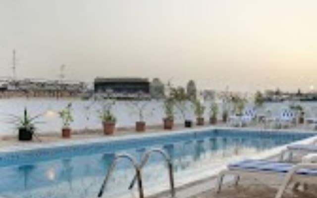 Отель Excelsior Hotel Downtown