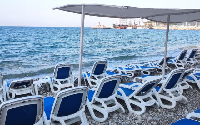 Отель Romeo Beach