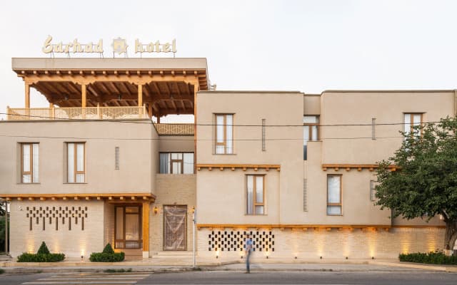 Отель Sarhad