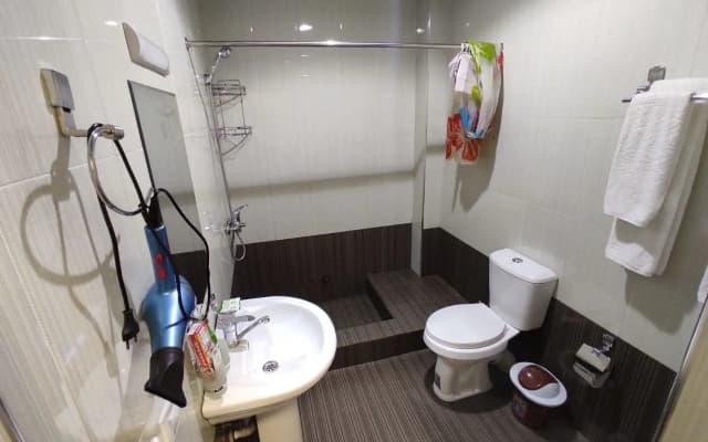 Yulduz Hotel