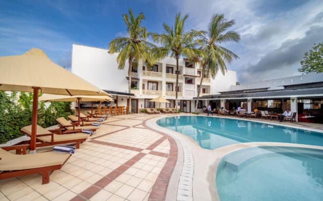 Отель PrideInn Express Diani