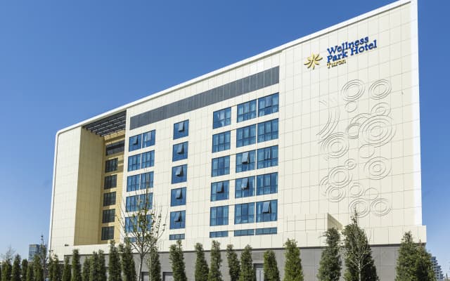 Отель Wellness Park Hotel Turon