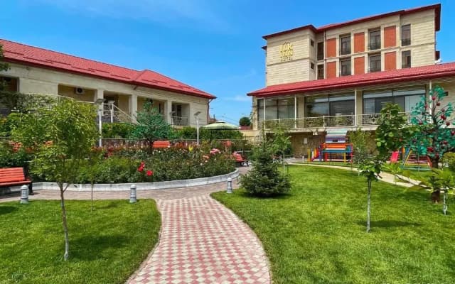Отель ILK INN