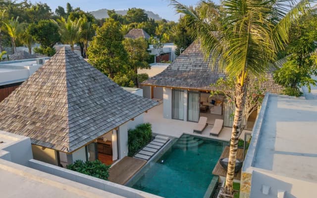 Вилла Modern 3BR Villa Kaimana with Private Pool