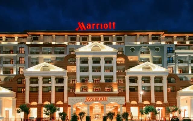 Отель Marriott Krasnaya Polyana