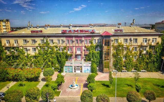 Отель Жамбыл