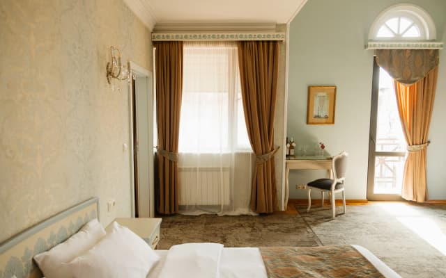 Отель Reikartz City Tbilisi Hotel