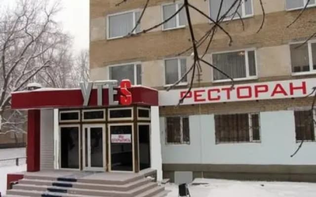 Отель Утес