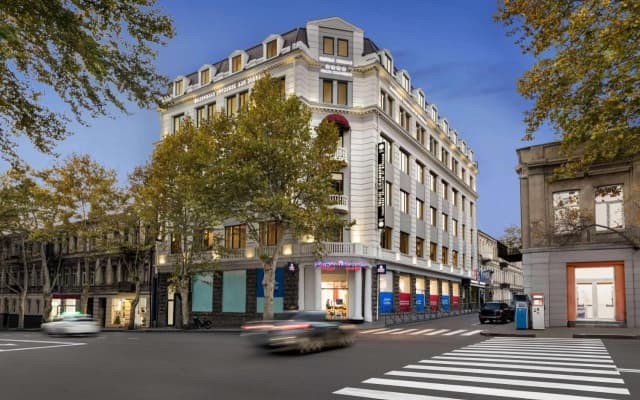 Отель Tbilisi Chambers Trademark Collection by Wyndham