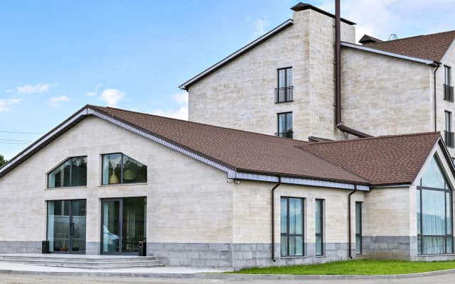 Отель Stonehenge hotel & restaurant