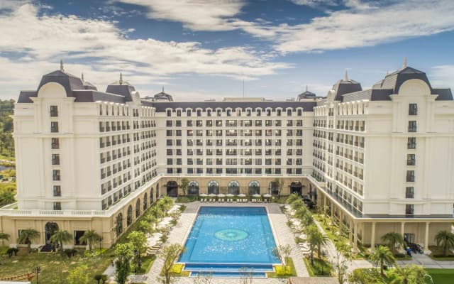 Отель Vinholidays Fiesta Phu Quoc