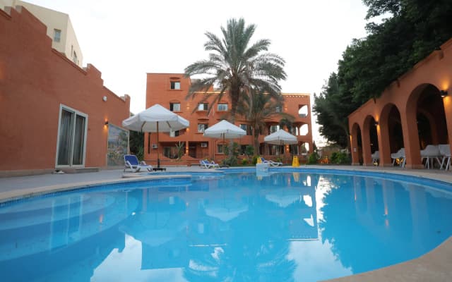 Отель Settle Inn Mirage