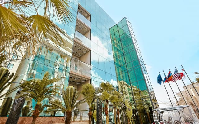 Отель Carat Yerevan