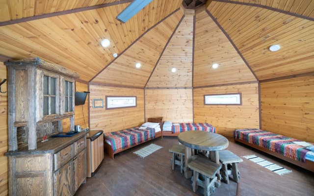 Yurta Altyn-Ay Hotel