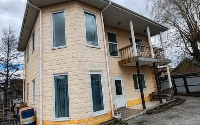 Частный дом г.Владивосток, ул.Джамбула, д.5 до 12 гостей
