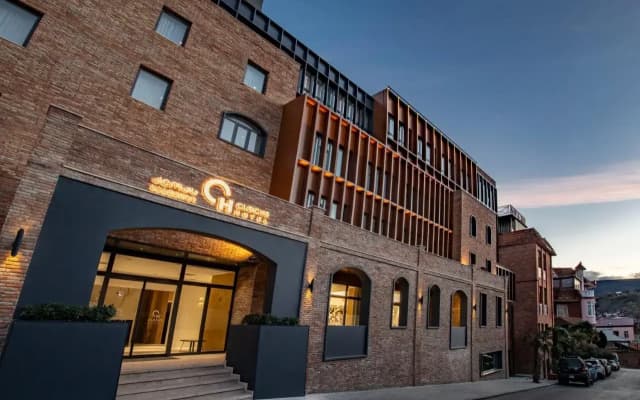 Отель Clocks Hotel Tbilisi