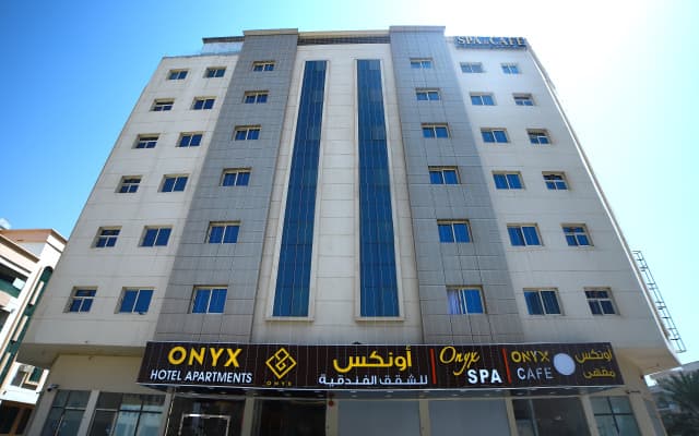 Апарт-отель ONYX HOTEL APARTMENTS-MAHA HOSPITALITY GROUP