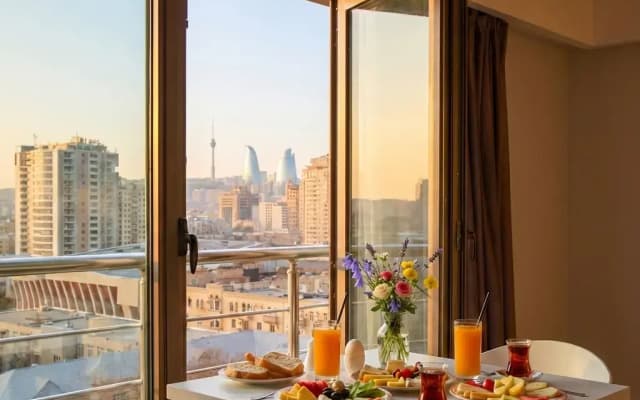 Diplomat Suites
