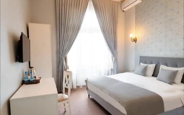Отель Nizami Boutique