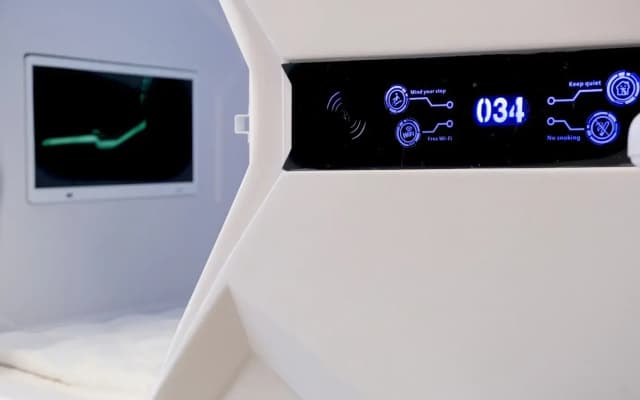 Отель Capsule Happy lounge