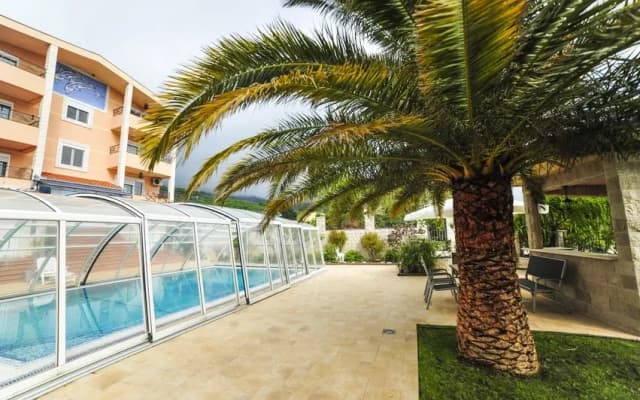 Апарт-Отель Villa Dolphin