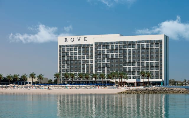 Отель Rove Al Marjan Island