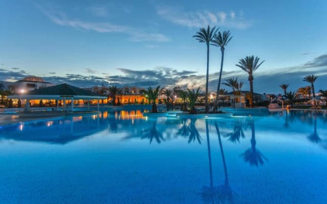 Отель Djerba Holiday Beach