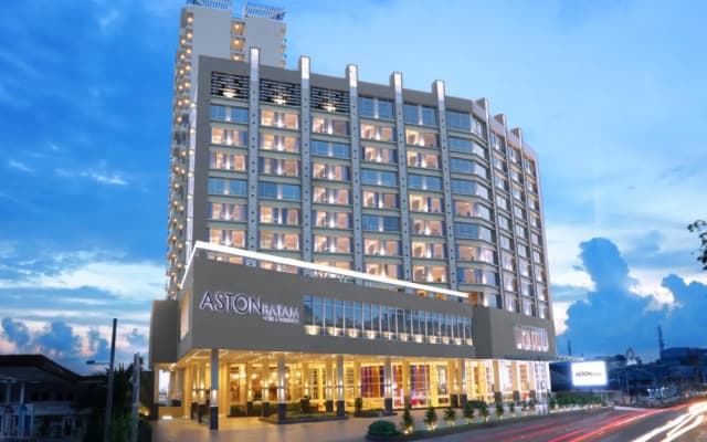 Отель Aston Batam Hotel & Residences