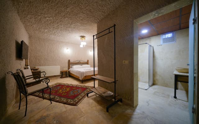 Отель Nirvana Cave House