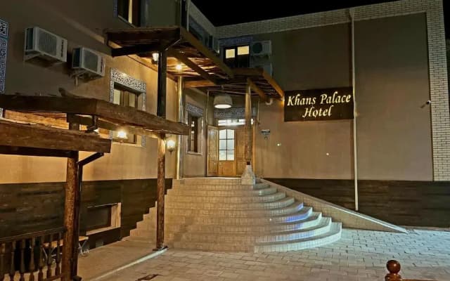 Хостел Khans Palace