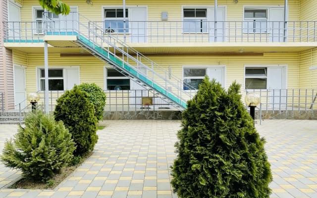 Меблированные комнаты Surron Anapa Camp