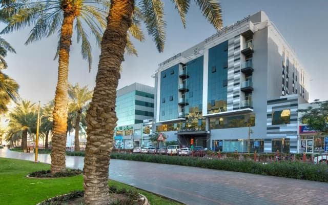 Отель City Avenue Hotel