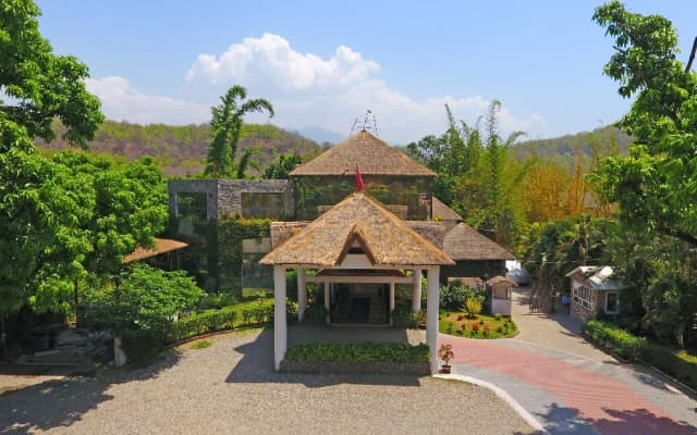 Отель Wood Castle Spa & Resort