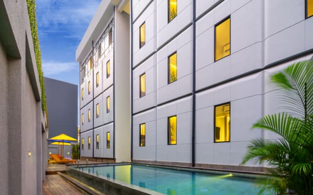 Отель Quest Vibe Dewi Sri Bali
