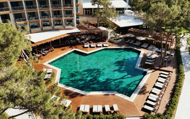 Rixos Sungate