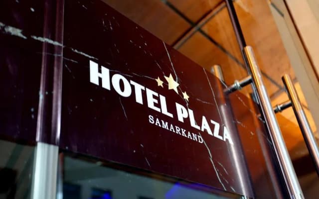 Отель Plaza 777