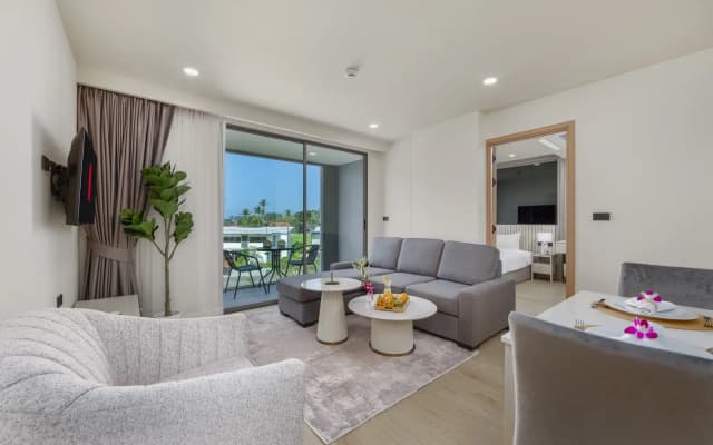 Апарт-отель Apartments Ozone condo by TropicLook