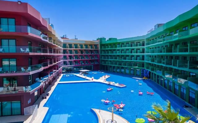 Hotel Voco Dubai Nice The Heart Of Europe By Ihg- Adults Only