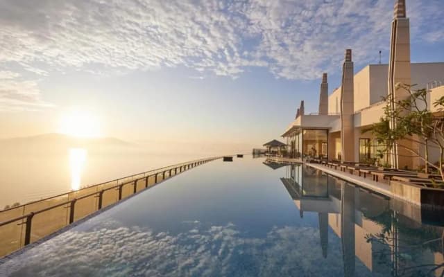 Курортный отель Da Nang  Mikazuki Japanese Resorts and Spa