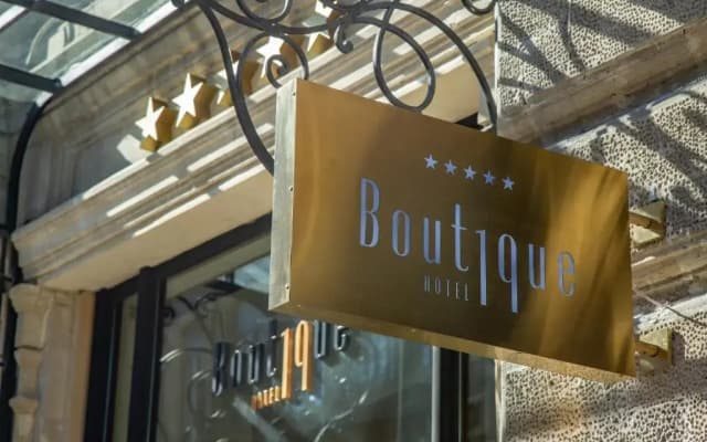 Boutique 19 Hotel