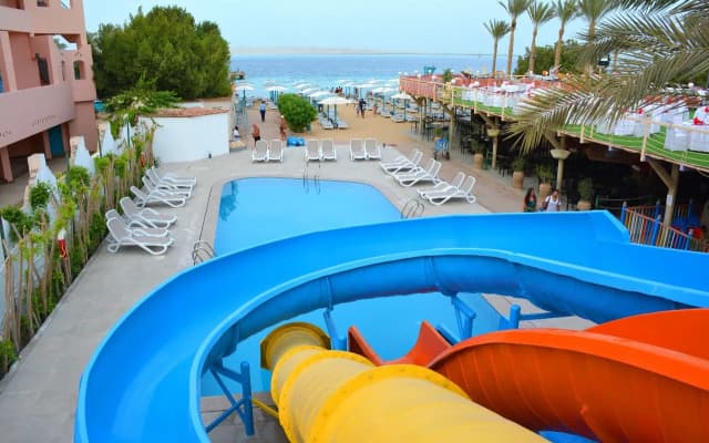 Minamark Beach Resort & Spa