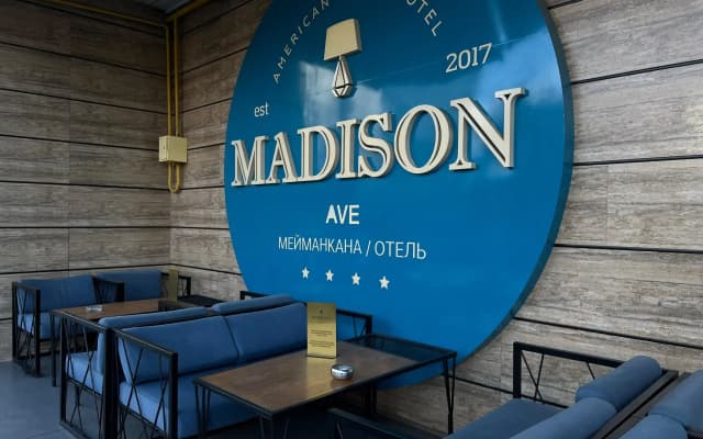 Отель Madison Ave