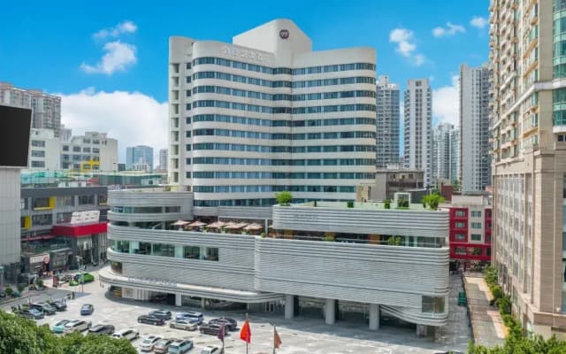 Imperial Traders Elong Hotel