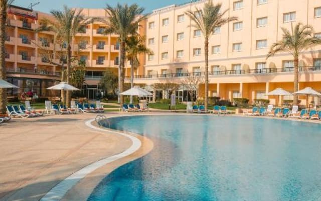 Отель Novotel Cairo 6th Of October