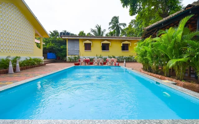 Отель Yo Yo Goa Cottages