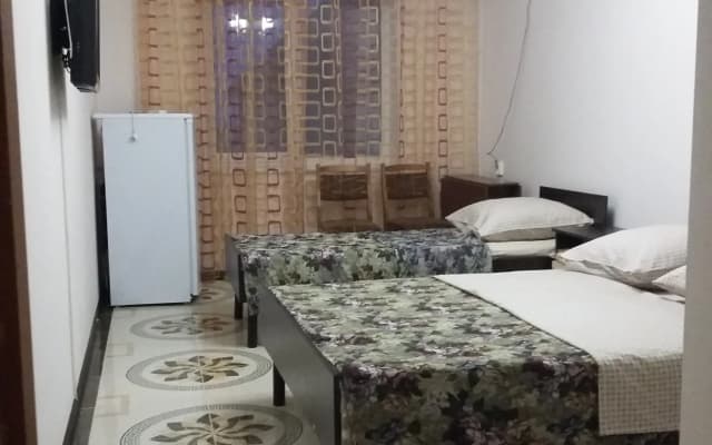 Tamanskaya 13 Guest House