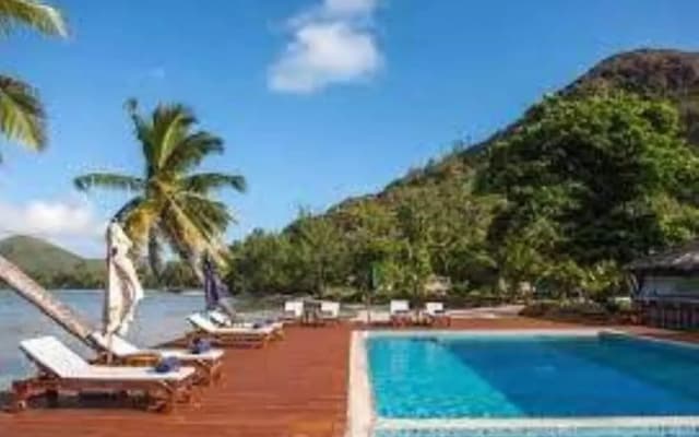 Курортный Отель Le Vasseur La Buse Eco Resort